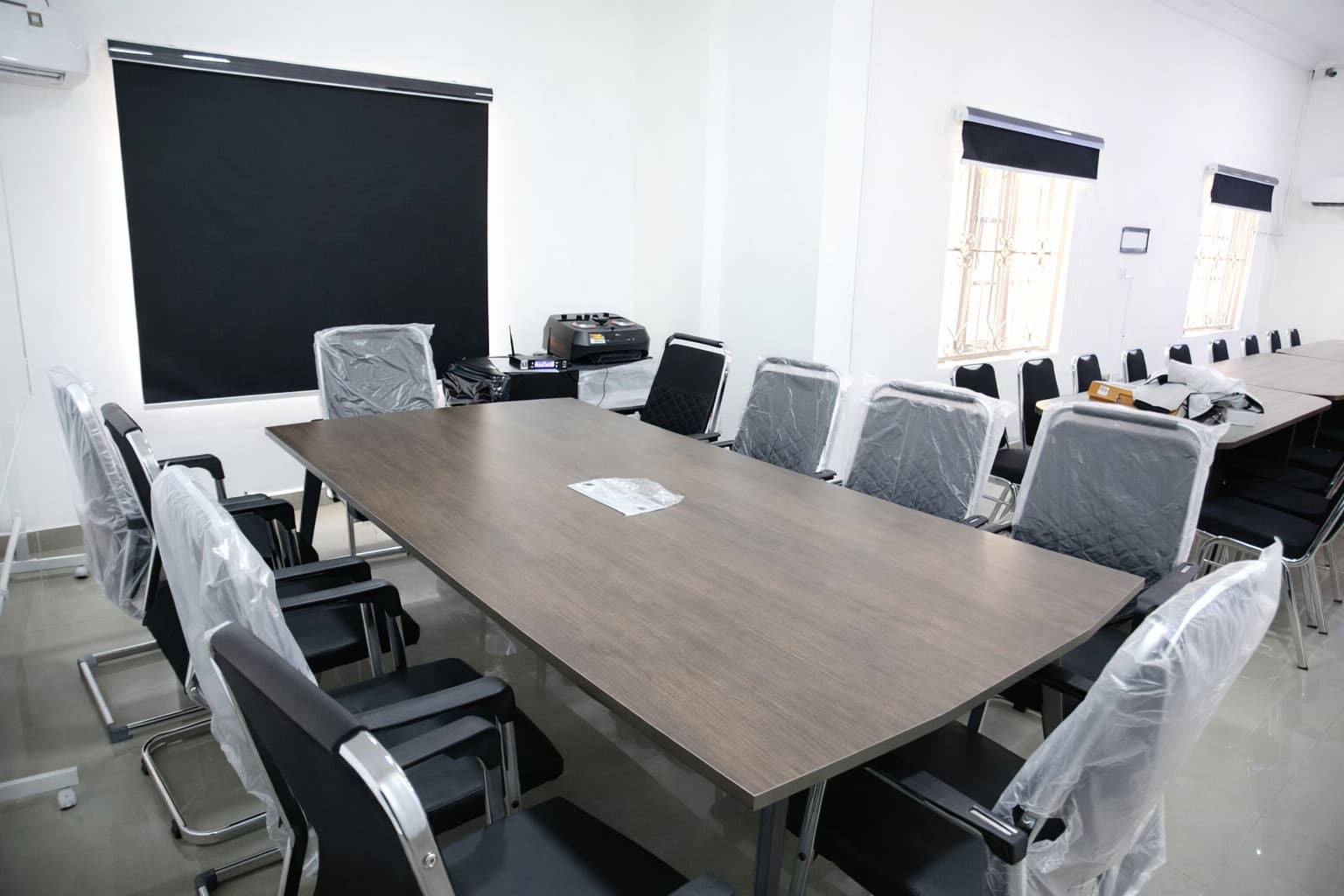 Meeting room - alternate angle